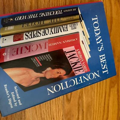 BOOK LOT