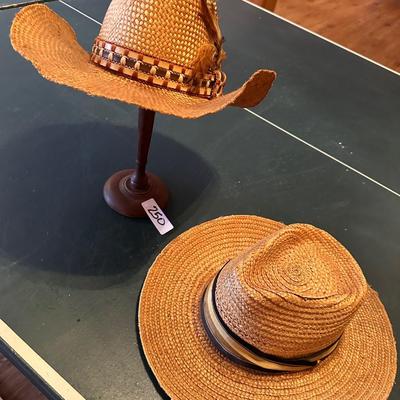 VINTAGE STRAW HAT LOT