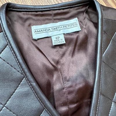 VINTAGE WOMEN'S VEST LOT