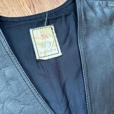 BLACK LEATHER RIDING PANTS & VEST SET