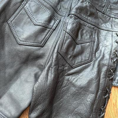 BLACK LEATHER RIDING PANTS & VEST SET