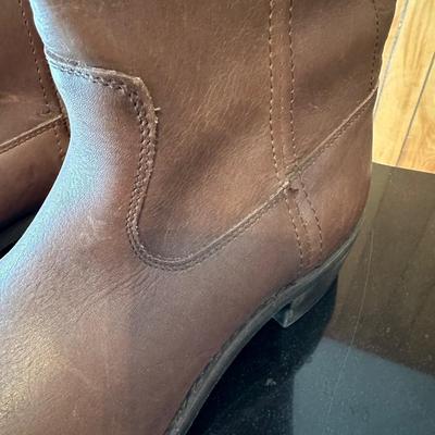 SIZE 10 MEN'S LEATHER BOOTS