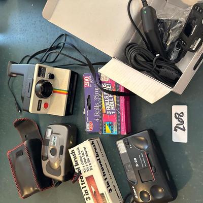 CAMERA LOT