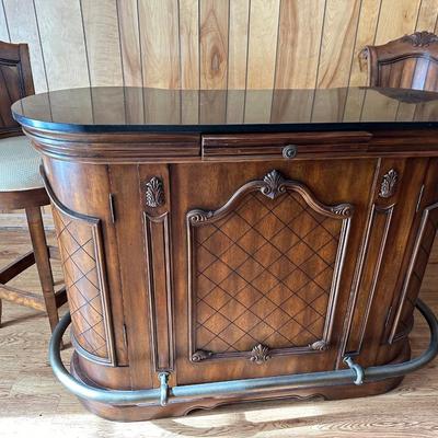 HOME BAR