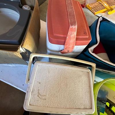 PORTA POTTY & COOLER LOT