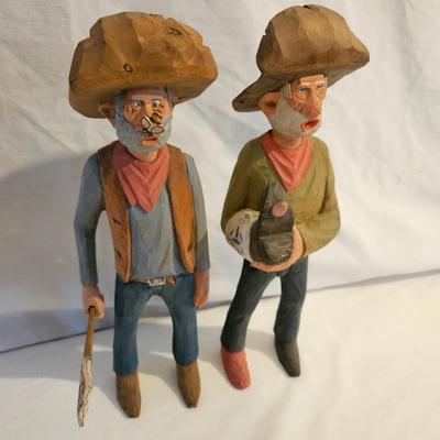 Pair of Hand Made Carvings (BD-DW)