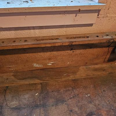 Wood Work Bench w/Attached Vise (BS-JS)