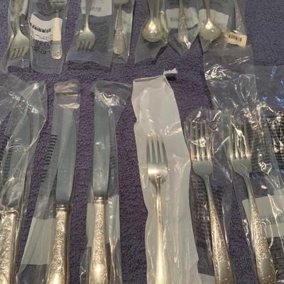 MINT IN PLASTIC - Lenox Kirk Stieff Sterling Old Maryland Flatware - Setting For 4