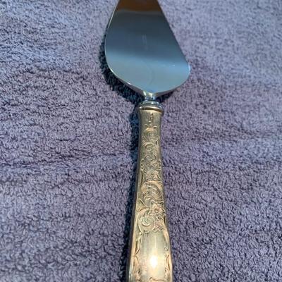 Kirk Sterling Handled Cake Server â€œOld Marylandâ€ Pattern