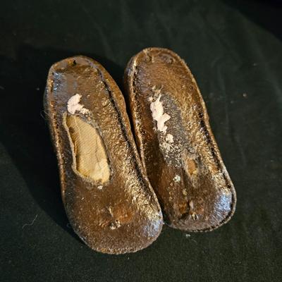 Bronzed Baby Shoes, Bookends and More (BD-DW)