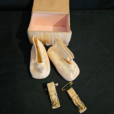 Bronzed Baby Shoes, Bookends and More (BD-DW)