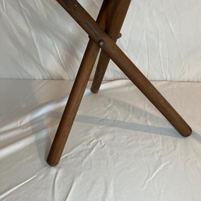Leather Folding Tripod Saddle Seat Stool (O-RG)