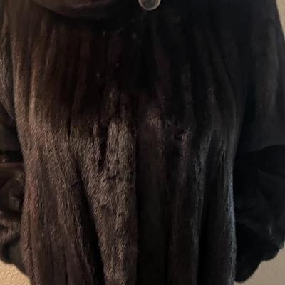 Luxurious Mink Fur Coat