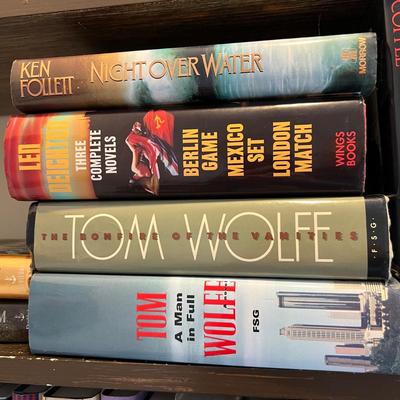 Hardcover Novels & Biographies (O-RG)