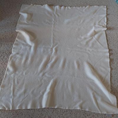 Six Wool Blankets (B2-BBL)