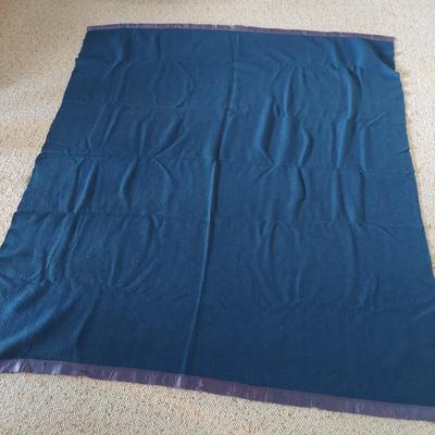 Six Wool Blankets (B2-BBL)