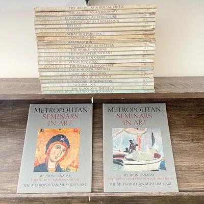MOMA's Metropolitan Seminars in Art Book Series (O-RG)