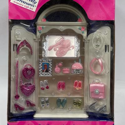 New in Box Barbie Mattel pretty treasures Armoire gift set
