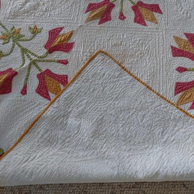 Metal Quilt Stand w/ Quilts (B2-BBL)