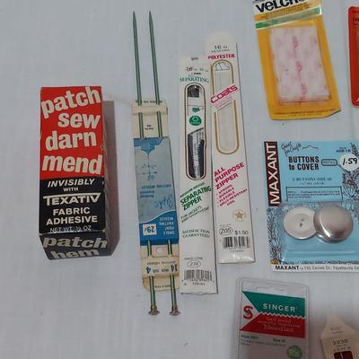 Wiss Pinking Shears and More Sewing Notions Plus Fabric (B2-BBL)