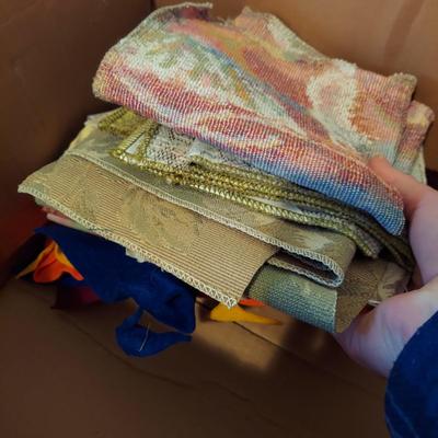 Wiss Pinking Shears and More Sewing Notions Plus Fabric (B2-BBL)