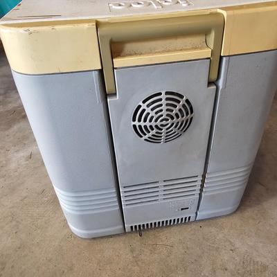 Pair of Portable Plug in Coolers (G-JS)