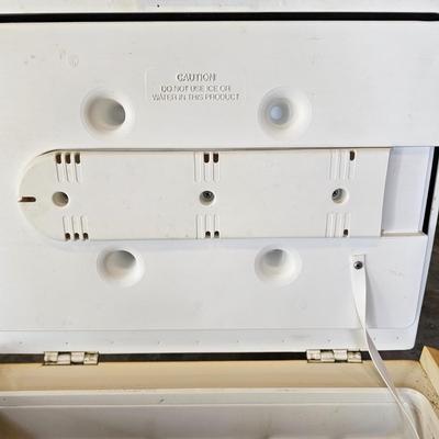 Pair of Portable Plug in Coolers (G-JS)
