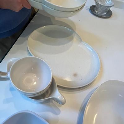 Plastic dinnerware