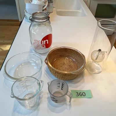 Kitchen glassware