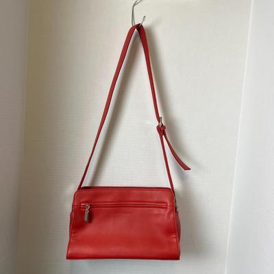 Liz Claiborne Red Purse (4)