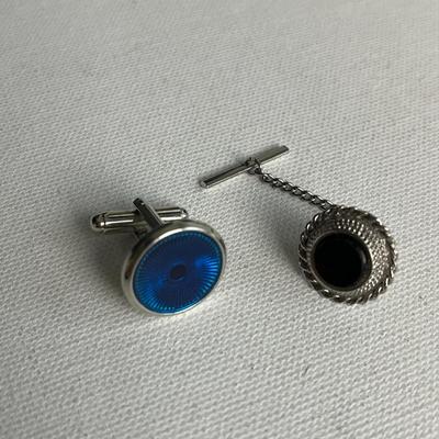 Cufflink Assortment (22)