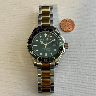 Stuhrling Watch with Box (27)