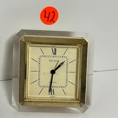 Seiko Table Clock (42)