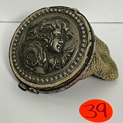 Antique Silver Coin Purse (39)