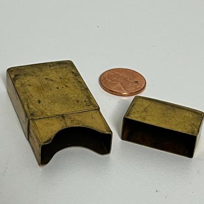 Vintage Razor Blade Box, Tie Clip, and Cufflinks (48)