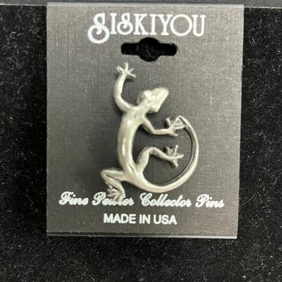 Siskiyou Collector Pins (38)