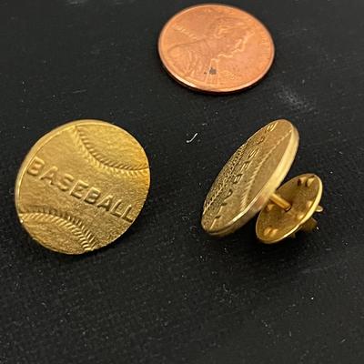 Sport Pins  (41)