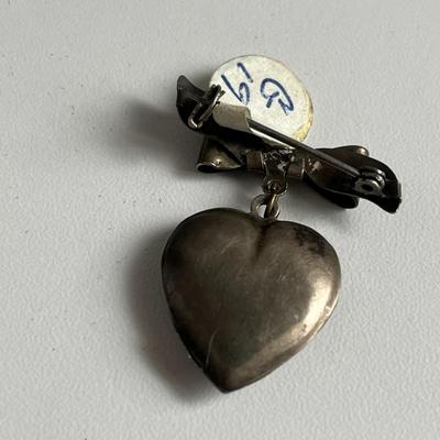 Angel Heart Pin (59)