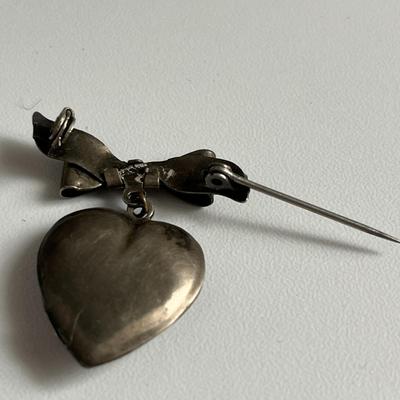 Angel Heart Pin (59)