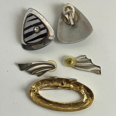 Clip-On Earring Bundle (66)