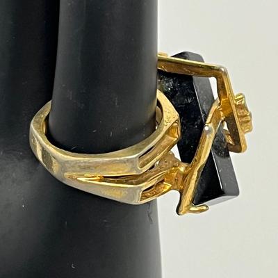Gold Statement Necklace, Ring, and Hair Clip (84)