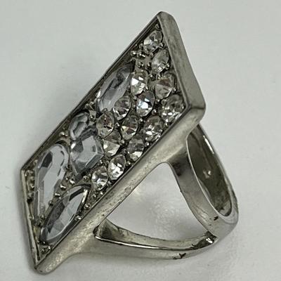 Three Silver Rings (98)