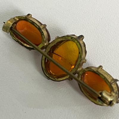 Vintage Amber Pin, Amber Beaded Necklace, Bracelet, and Earrings (114)