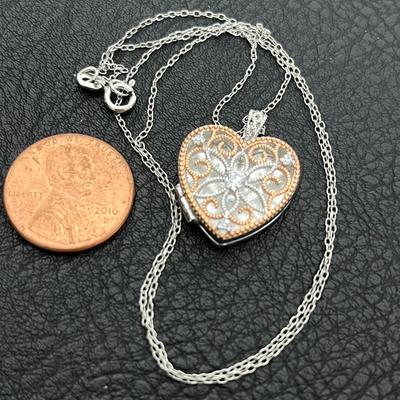 Three Heart Pendant Necklaces (120)