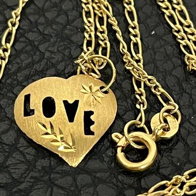 Three Heart Pendant Necklaces (120)