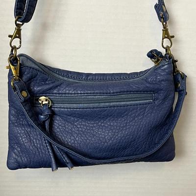 Blue/Purple Purse (137)