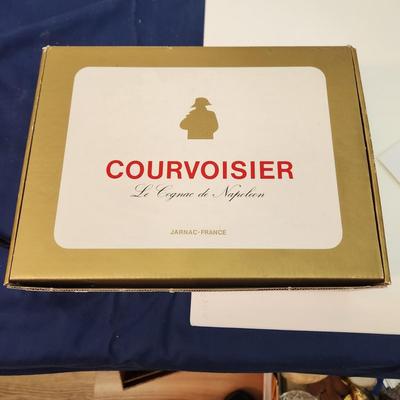 4 Vintage Courvoisier Le cognac De Napoleon Brandy Glasses