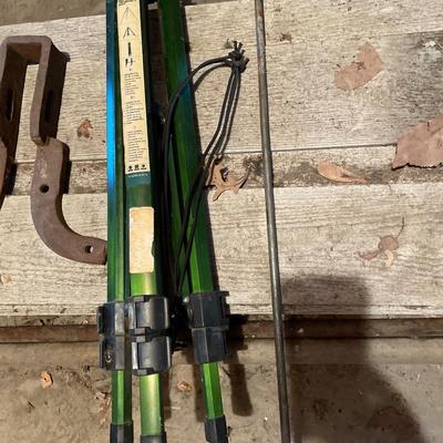 Tie rods and metal hook
