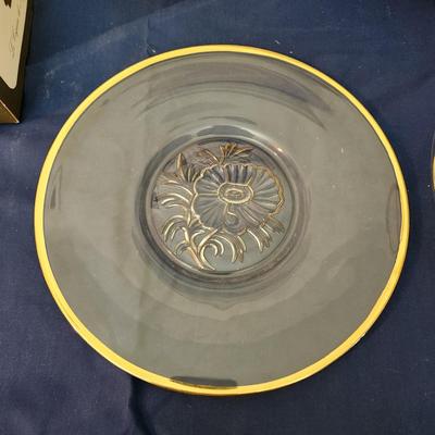 Camellia by Jeannette Glass Bowl 10" & Plate 12" Gold Trim