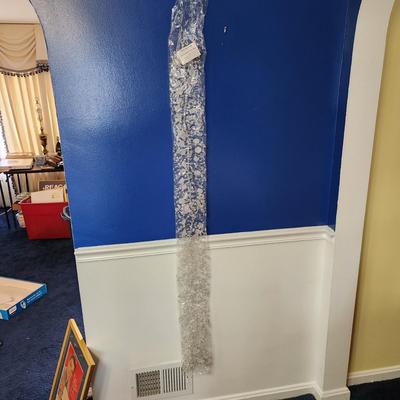 6 6ft Crystal Like Hanging decor New in box